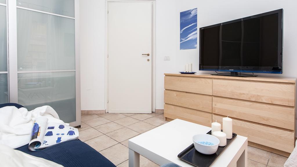 Arenula Balcony Apartment Rome Exterior photo